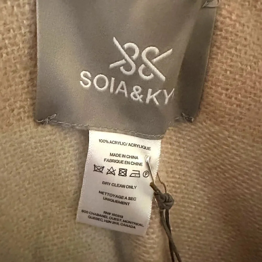 Soia & Kyo Cream Yadira Beige Woven Soft Shawl Scrarfigan Poncho‎ Fringe NWT